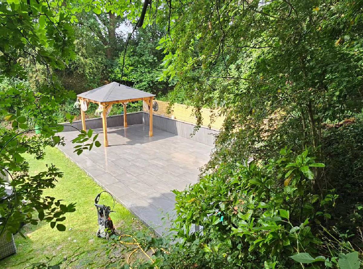 Landscapers, pavers & brickworkers in Chelmsford and Essex
