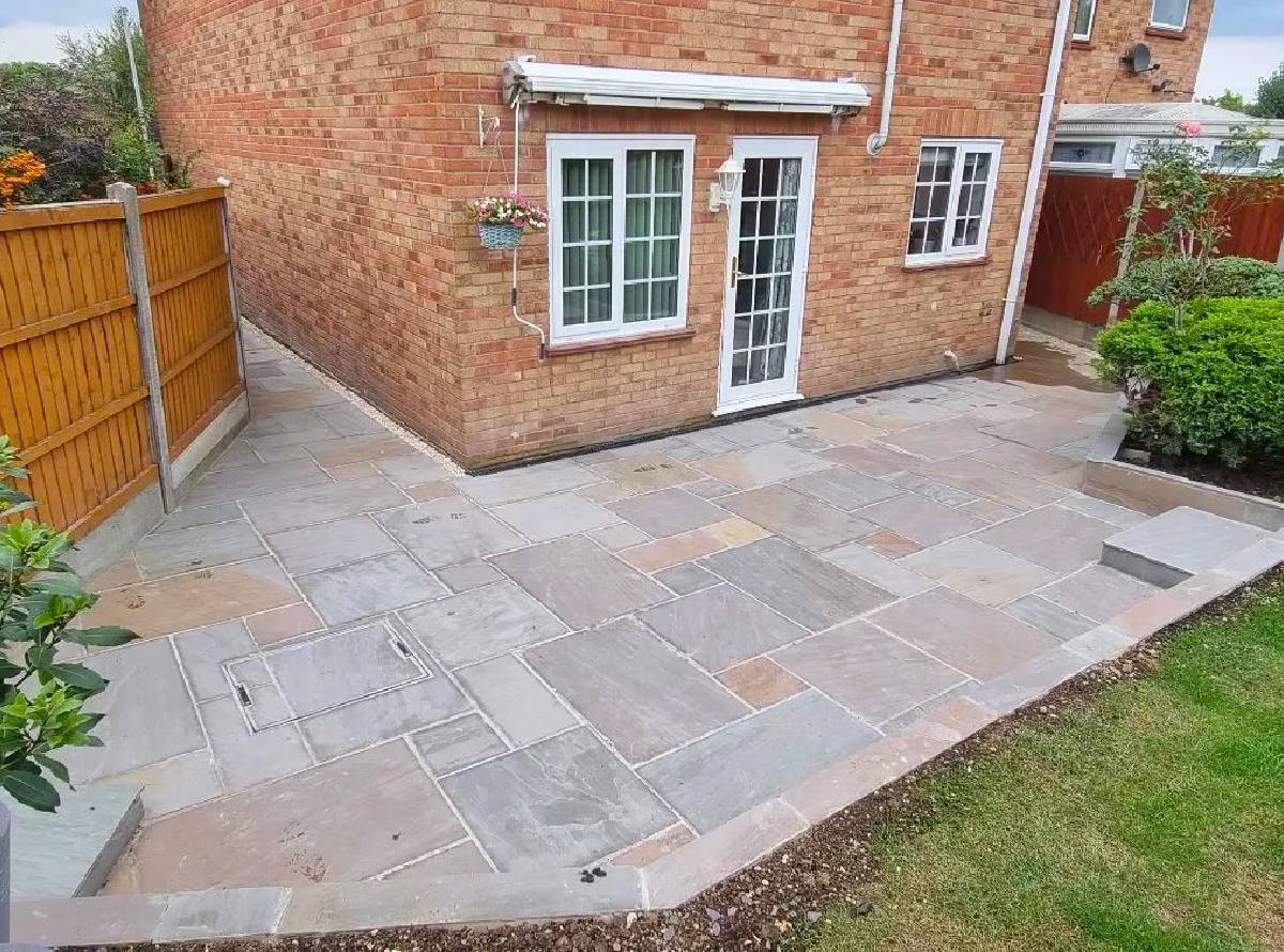 Landscapers, pavers & brickworkers in Chelmsford and Essex